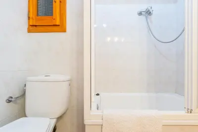 Un baño de Cal Ginés