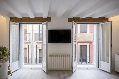 Una televisión o centro de entretenimiento en El Mirador de la Estafeta by Clabao
