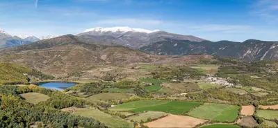 Paisaje cerca of this country house
