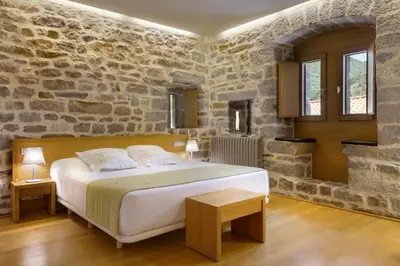 Cama o camas de una habitación en Hotel Rural Torre de Úriz
