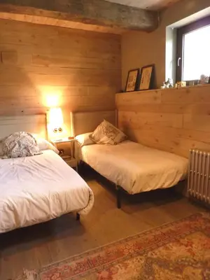 Cama o camas de una habitación en La Borda del Zarrastiecho