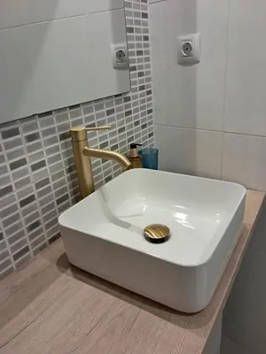 Un baño de Apartamento Rúa Centro Balcony Calatayud