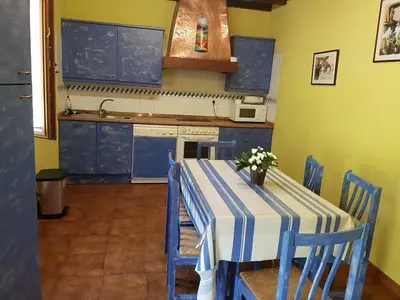 Una cocina o zona de cocina en Martikotenea I & II