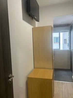 Una televisión o centro de entretenimiento en Pensión LF - No Fumadores - Sin Ascensor
