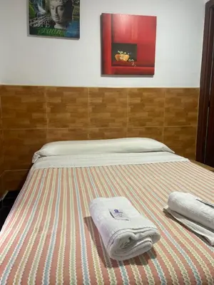 Cama o camas de una habitación en Pensión LF - No Fumadores - Sin Ascensor