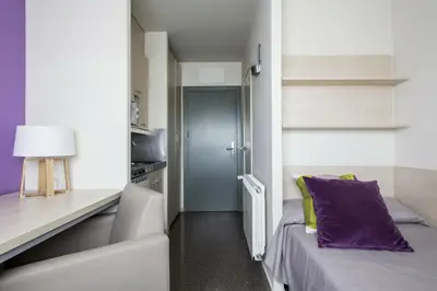Cama o camas de una habitación en Residencia Universitaria Resa Los Abedules