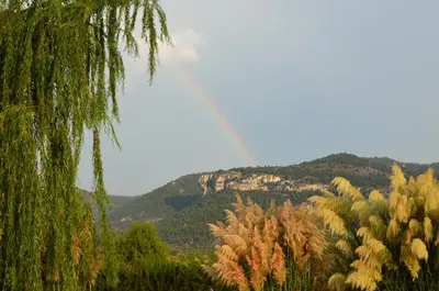 Vista general de una montaña o vista desde the country house