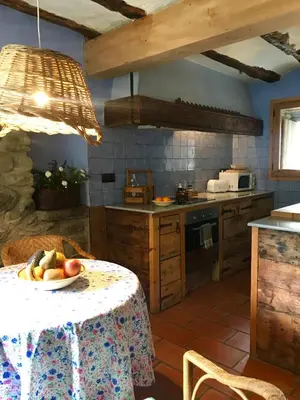 Una cocina o zona de cocina en Casa Mingot SXVI Anciles Benasque