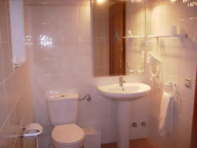 Un baño de Hostal Pernalle
