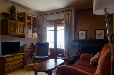 Una televisión o centro de entretenimiento en Casa Rural Marín