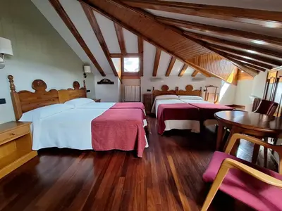 Cama o camas de una habitación en Hotel Aragüells