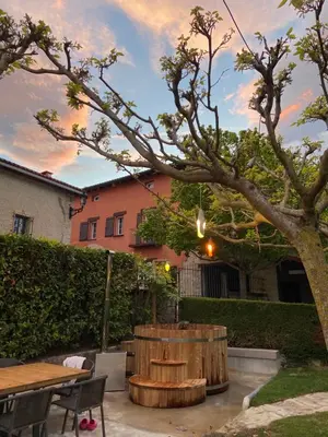 Jardín al aire libre en Mendiburu Rural Boutique