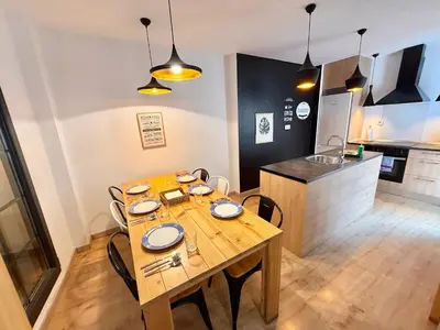 Una cocina o zona de cocina en Apartamento Vive Zaragoza