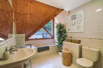 Un baño de Magnífico Ático Duplex con vistas a la montaña