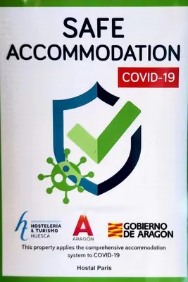 Certificado, premio, señal o documento que está expuesto en Hostal Paris
