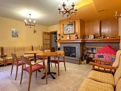 Una cocina o zona de cocina en Apartamentos Lausan