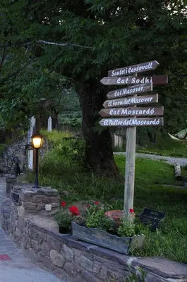 Jardín al aire libre en Cal Sodhi