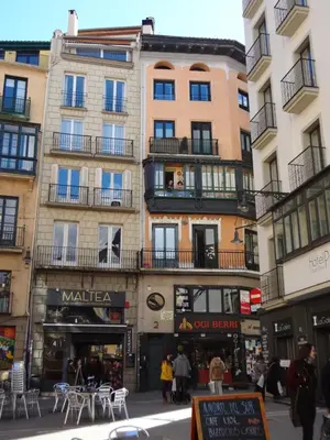 Edificio en el que se encuentra el apartamento