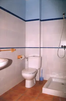 Un baño de Los Trulls d´Auligué