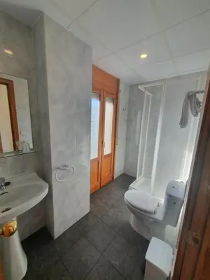 Un baño de Hostal Apolo XI