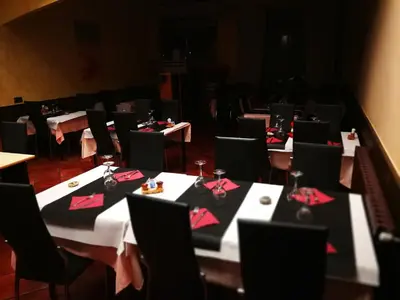 Un restaurante o sitio para comer en Apartamento rural Escarla 2-2