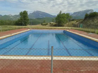 Piscina en o cerca de Casa Sallan Laspuña Ordesa Pirineo