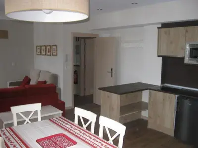 Una cocina o zona de cocina en Aparthotel Foratata