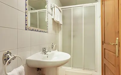 Un baño de Hostal Vidaller