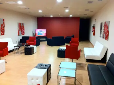 Una televisión o centro de entretenimiento en Aparthotel Bubal