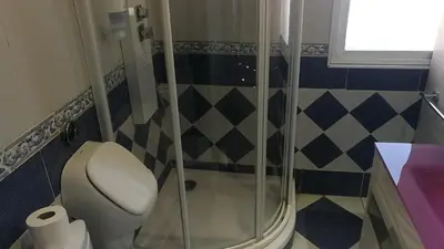 Un baño de Hostal Escarla