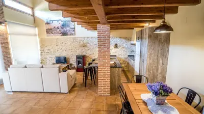 Una cocina o zona de cocina en Masia El Mirador del Tiempo