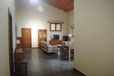 Una televisión o centro de entretenimiento en Guara Rural