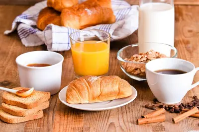 Opciones de desayuno disponibles en Guara Rural