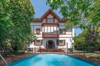 Piscina en o cerca de Villa Ganbara, 5 minutos de Pamplona