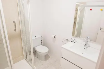 Un baño de BALCON ENCIERRO! - El Mirador de la Cuesta de Santo Domingo