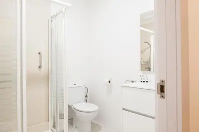 Un baño de BALCON ENCIERRO! - El Mirador de la Cuesta de Santo Domingo
