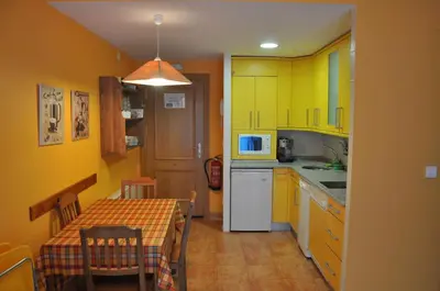 Una cocina o zona de cocina en Apartamento en Isaba (NAVARRA)