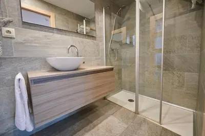 Un baño de Hostal Lola