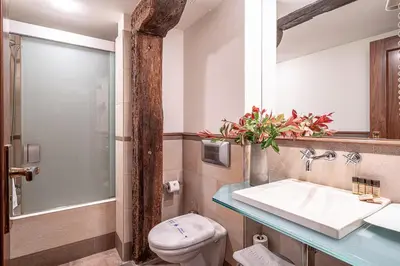 Un baño de Hotel Venta de Ulzama