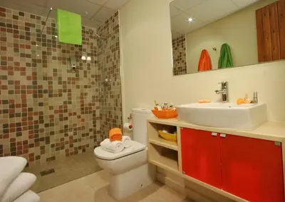 Un baño de Apartamentos Uncastillo