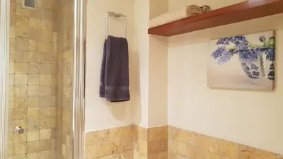 Un baño de 18 Torres Alfonso Attic