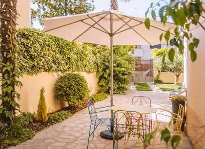 Jardín al aire libre en El jardí de l'avet