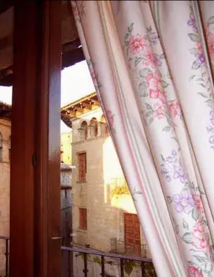Un balcón o terraza de Hostal Las Coronas