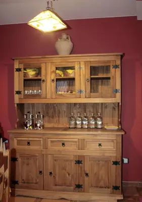 El salón o zona de bar de Hostal Rural Casa Parda