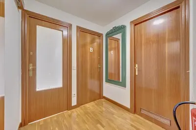 Plano de Mirasierra Suites Pamplona