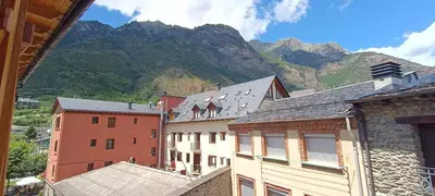 Vista general de una montaña o vista desde el apartamento