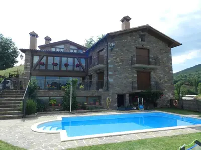 Piscina en o cerca de El Tossalet Turismo rural