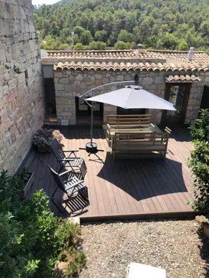 Un patio o zona al aire libre en MARILLUNA aixoplucrural