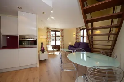 Una cocina o zona de cocina en Apartamentos El Palacete de Ainsa