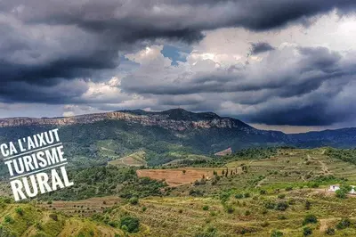 Paisaje cerca of this country house